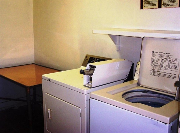 Americas Best Value Inn Tucson image 11