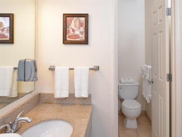 Americas Best Value Inn Tucson image 14